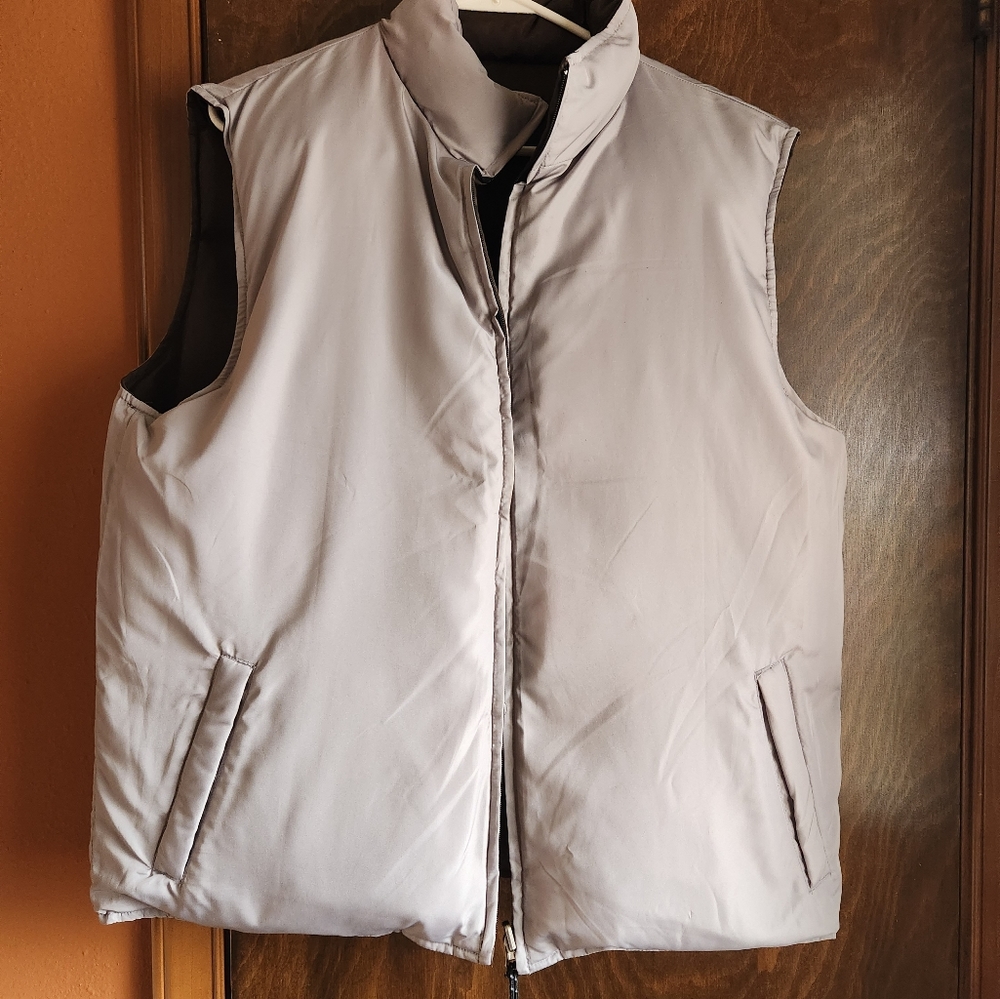Reversible Duck Down Vest - Picture 2 of 6